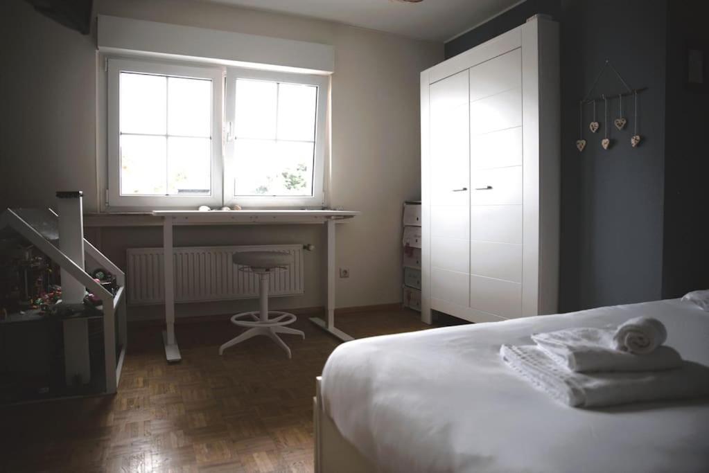 Cozy 3 Bedroom House With 11 Kw Electric Car Charger Hesperange Zewnętrze zdjęcie